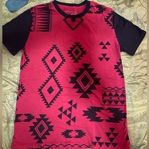 Men’s size medium southwest design T shirt